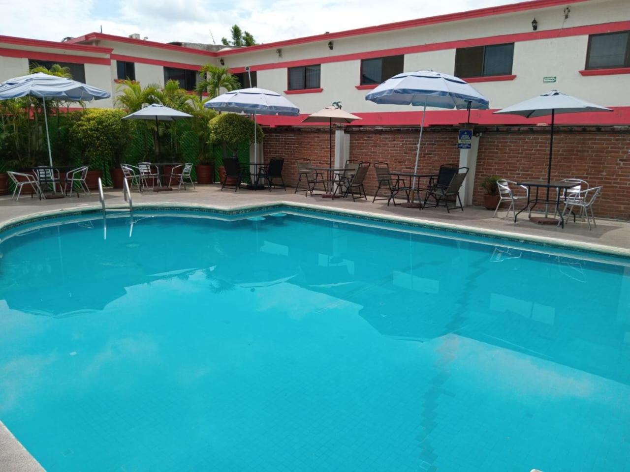 Hotel Parador Del Rey Temixco Kültér fotó